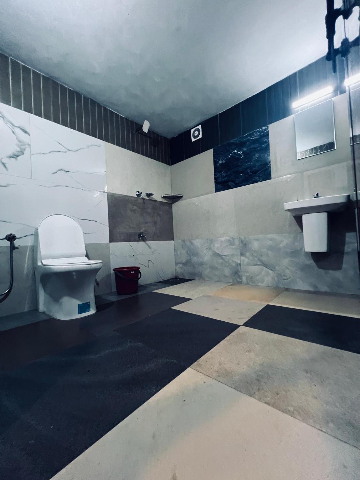 7Fort Homestay Athirappilly Zewnętrze zdjęcie